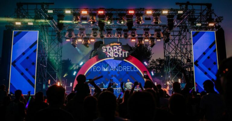 Stars Night: il music event a tema spaziale con laser show di Gardaland